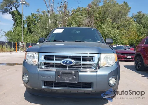 2012 Ford Escape Xlt z USA, uszkodzony, nr VIN 1FMCU0DG6CKA64704